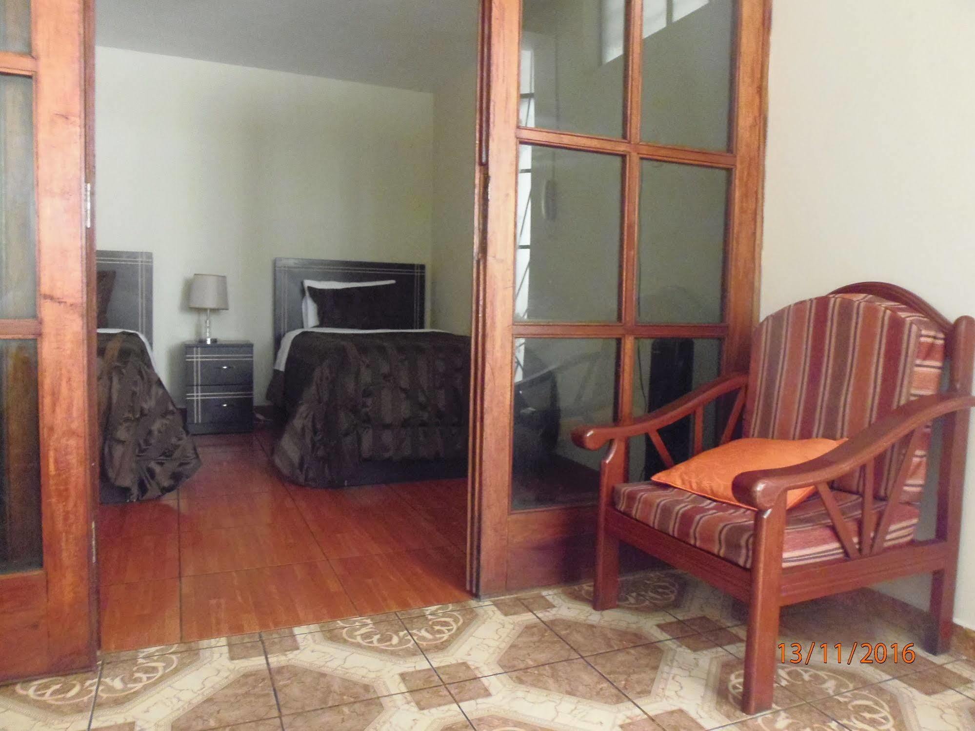 B&B Cusing Wasi Lima Luaran gambar
